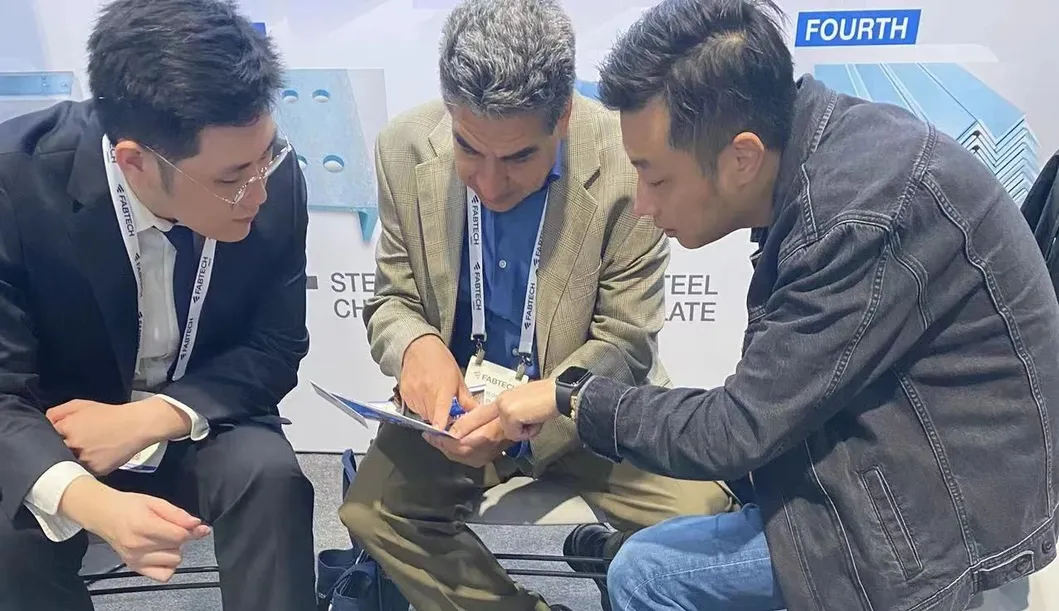 Anillo de sello de alta calidad utilizado para proteger la cabeza de corte con láser de fibra en la ciudad de Wuhan 11